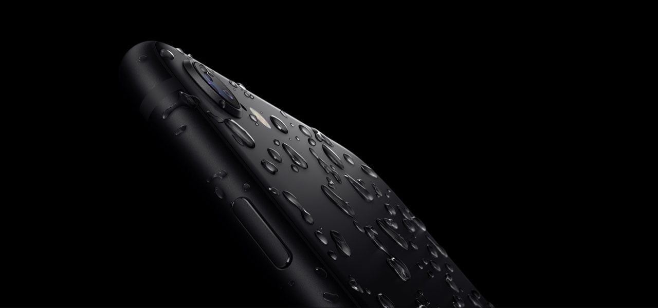 Is the iPhone SE waterproof Fonehouse