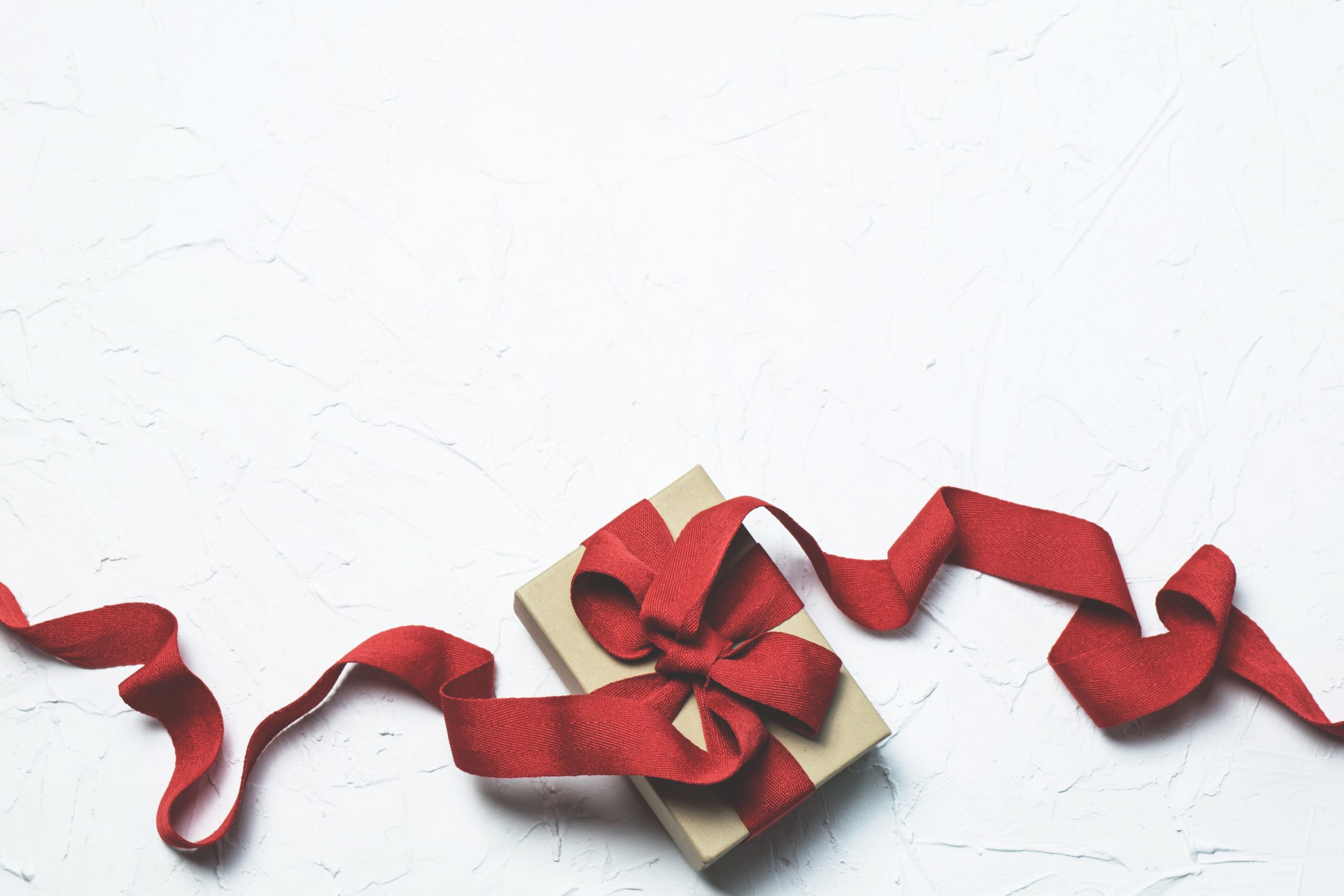 Christmas Gift Guide: Top Smartphones for Everyone on Your List