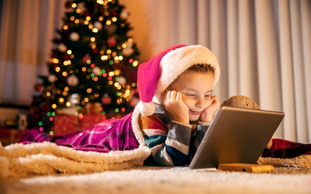 A Christmas Without the Scroll.